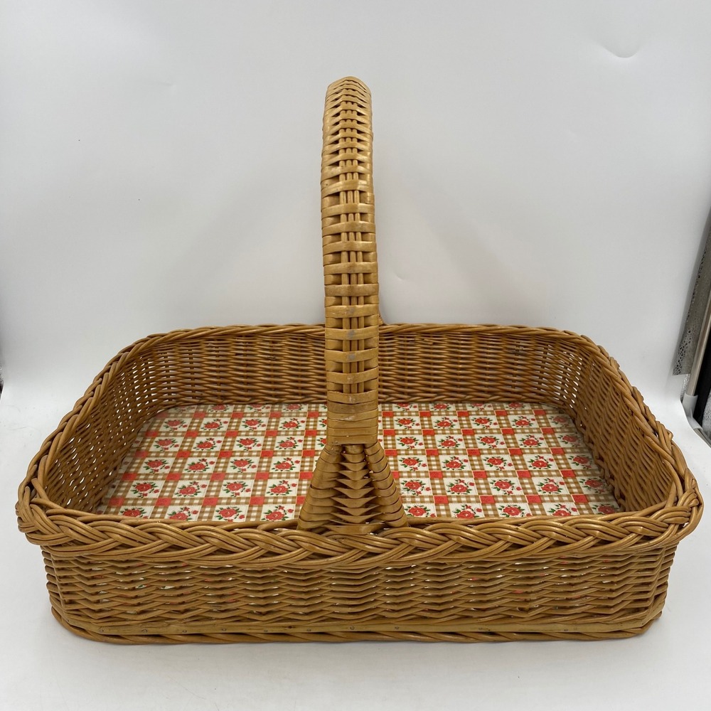 Vintage Large Woven Wicker Basket Gingham Lining Country Rustic Shabby Chic